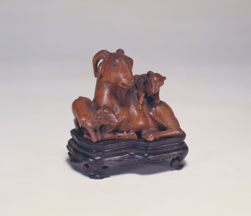 图片[1]-Bamboo root carving of three sheep-China Archive